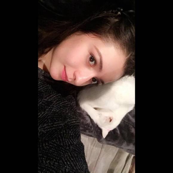 Meet your Posher, Sofia - Picture 1 of 1